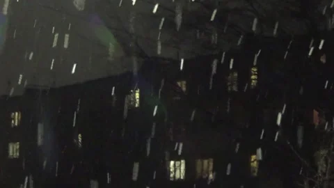 Evening, snowfall, lantern, windows, auto headlights 스톡 동영상 166574980