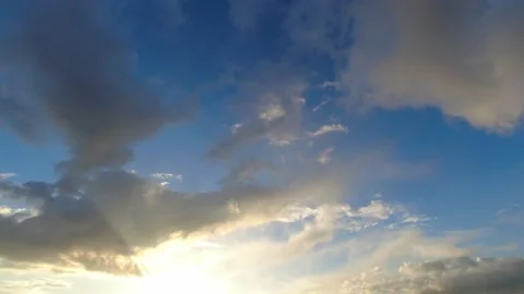 Evening sun and clouds timelapse Stock Footage 165704113
