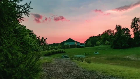 Evening Sun Setting On Suburban Homes In A Subdivision - Time-Lapse Video stock 171189093