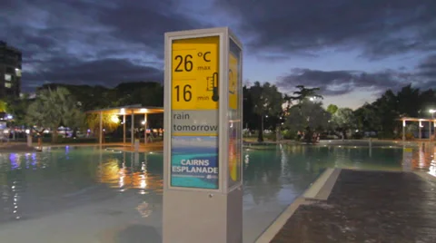 Evening sunset at the cairns esplanade Stock Footage 37087437