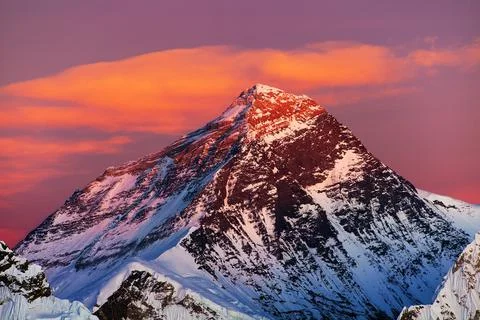 Evening sunset panoramic view of mount Everest Foto stock