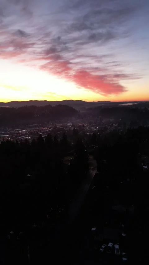 Evening sunset vertical video 動画素材 276851508