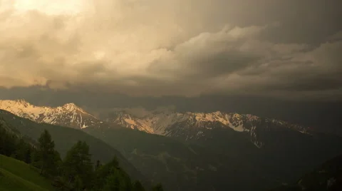 Evening thunderstorm time lapse Stock Footage 39960829