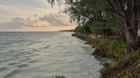 Evening tide in Diani Beach, Kenya Stock Footage 289879809