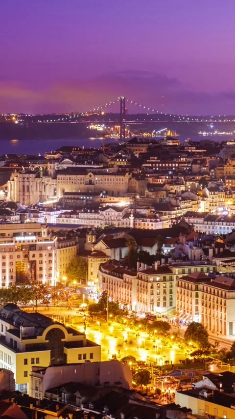 Evening time-lapse of Lisbon from Miradouro da Senhora do Monte viewpoint. Stock Footage 330442521
