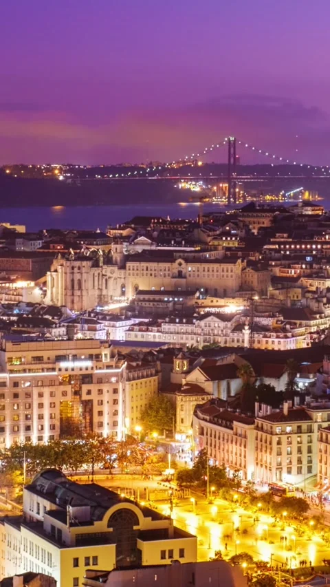 Evening time-lapse of Lisbon from Miradouro da Senhora do Monte viewpoint. Stock Footage 330442773