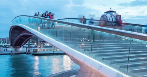 Evening Time Lapse of Ponte della Constituzione Stock Footage 59903656