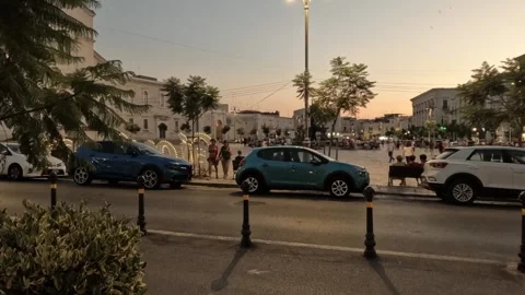 Evening time-lapse rotating around the city square Giovinazzo, Puglia, Stock Footage 315334655