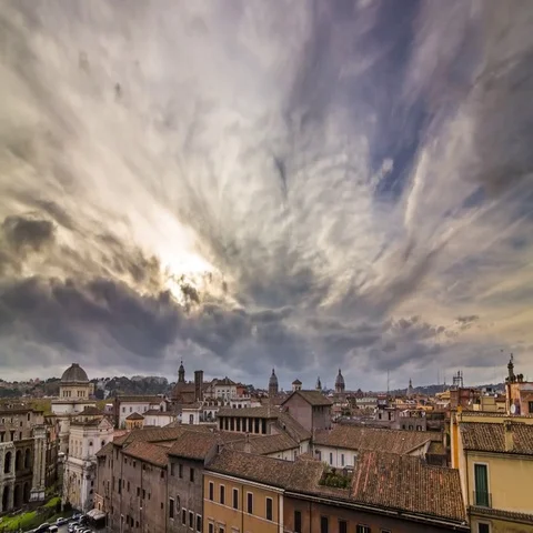 Evening timelapse of clouds over the old roman roofs and Vatican 스톡 동영상 69544987