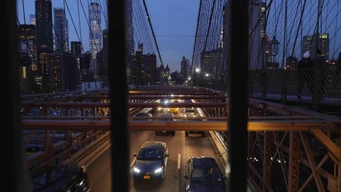 Evening traffic on the Brooklyn Bridge Stock Footage 129166950