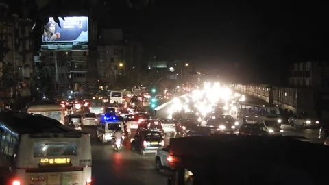 Evening traffic with endless flow of lights, Mumbai 스톡 동영상 248476338