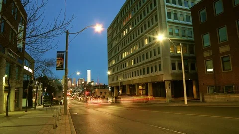 Evening Traffic Time Lapse 動画素材 71039320