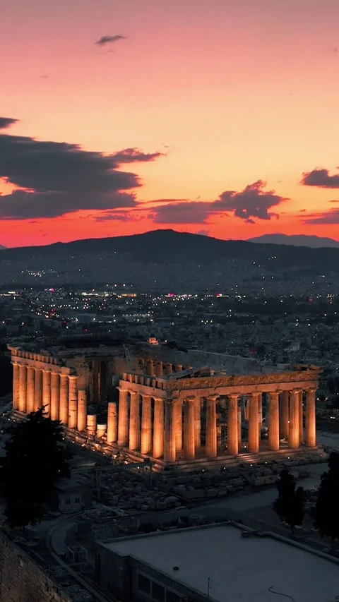 Evening view of the Acropolis Parthenon in Athens from a drone Vídeos de archivo 335085213