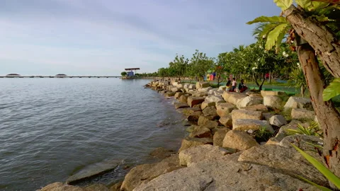 Evening view of beach and waterfront near Koh Loy island Vídeos de archivo 199410802