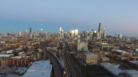 Evening view of Chicago Skyline train Stock Footage 69778787
