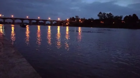 Evening view of Irwin bridge, Sangli Maharashtra from krishna river bank. Stock Footage 138323149