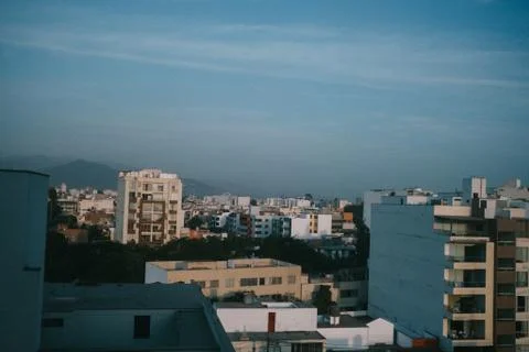 Evening view of lima peru and surrounding hillsides Foto stock