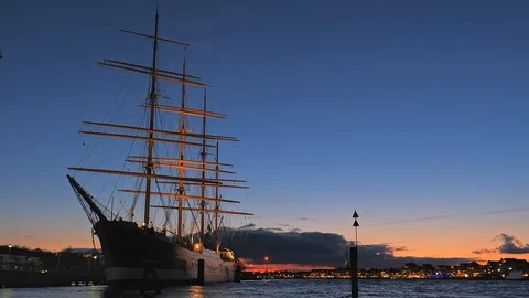 Evening view of ship Passat in the Old Town pier of Travemunde, Germany Video stock 120333736