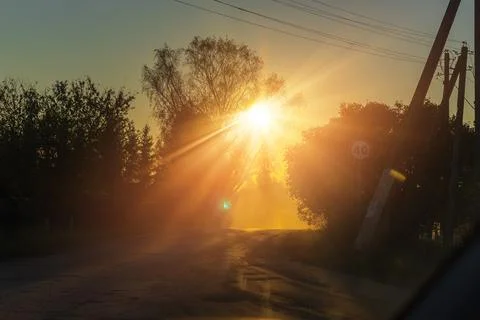 Evening view at sunset. Highway road in the countryside Foto stock