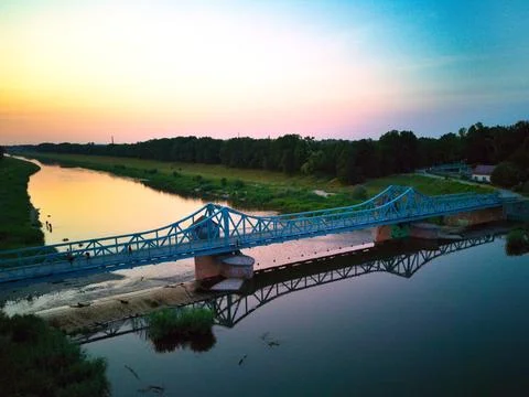 Evening on the weir on the small river Stock-Fotos