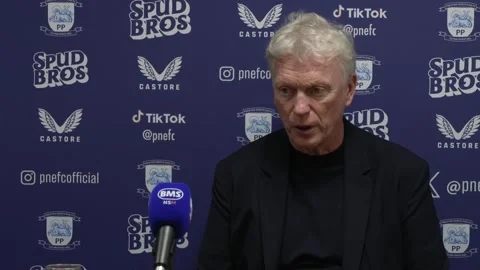 Everton 4-0 Preston: David Moyes press conference   Video stock 343690387