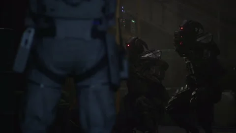 Evil robots surround the hero astronaut and force him to surrender 02 Vídeo Stock 205849229