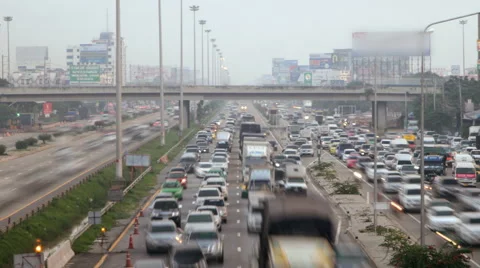 Eving traffic in city - Time Lapse 스톡 동영상 60212965