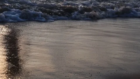 Evning Wave 4K Stock Footage 75807024