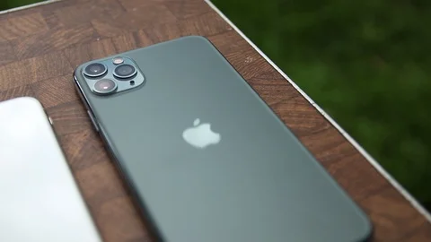 The evolution of iPhones from iPhone 6 through iPhone 11 PRO MAX. Видео 117138654