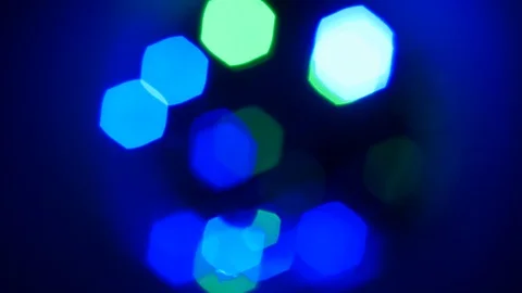 Exagonal bokeh color change with circular ring, soft fade. 스톡 동영상 127739009