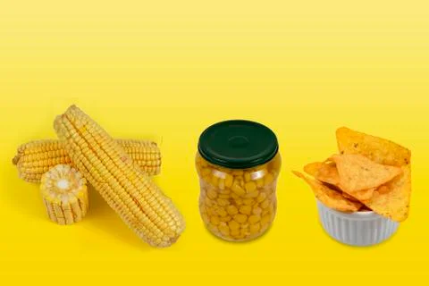 Example of a fresh product, minimally processed and ultra-processed Foto stock