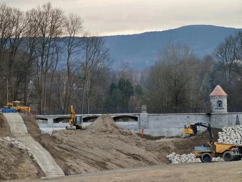 Excavation and stabilization process. Mountain landscape with construction .. Фото
