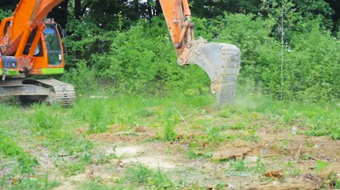 Excavator bucket leveled the ground Video stock 66064770