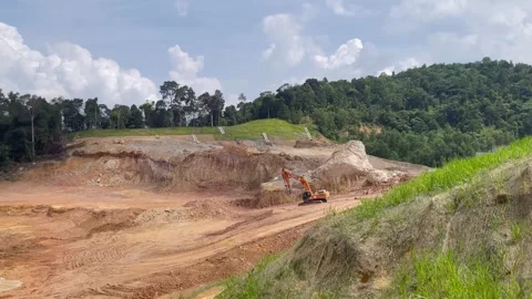 Excavator Digging at Construction Site, Shah Alam, Malaysia – 25 June 2025 Stock Footage 311897829