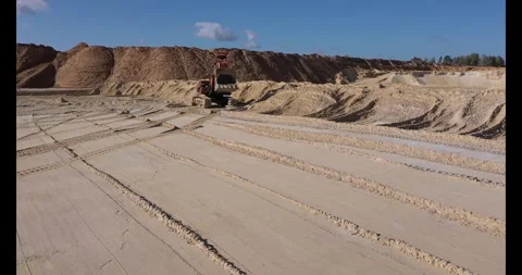 Excavator wheel marks in a sand quarry. Video stock 303164126