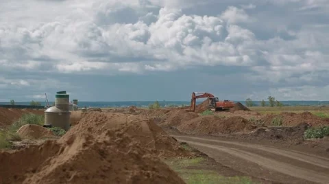Excavator on a working platform Stock Footage 61586085