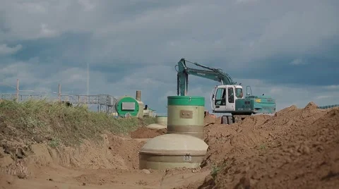 Excavator on a working platform Video stock 61586140