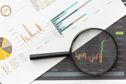 Excel stat spreadsheet business analytics graph statistic with graph and table Stock Photos