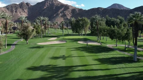 Exclusive golf course in Indian Wells, California Stock-Footage 304192548