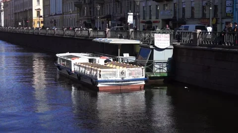 Excursion ship is ready for loading passengers at Griboyedov Channel station Stock Footage 42057322