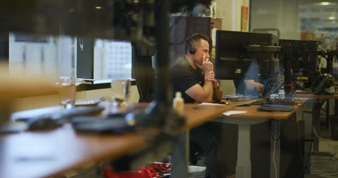 Executive talking on the phone in an office Stock Footage 111678838