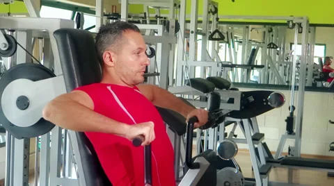 Exercise to build pectoral muscles Video stock 30466748