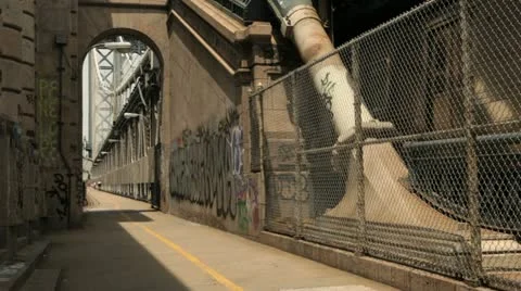 Exercise on Manhattan Bridge 動画素材 20937866