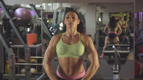 Exercise with a pancake from a bar Video stock 70359671