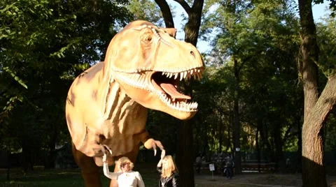 Exhibition of dinosaurs Stock Footage