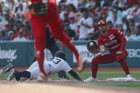 Exhibition game - Mexico Red Devils vs New York Yankees, Mexico City - 24 Mar 20 Stock Photos
