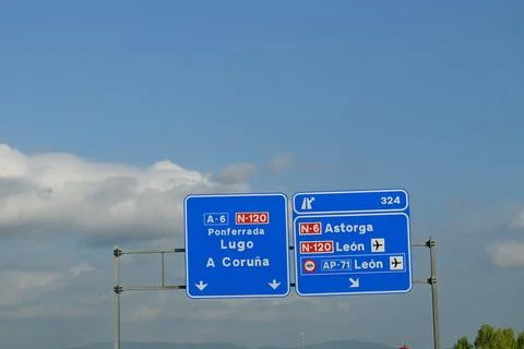 Exit 324 to Astorga and Leon on the A 6 motorway, Spain , 29/06/2026 写真素材