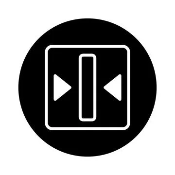 Expand or contract icon representing resizing and responsive adjustment for.. Illustrazione stock