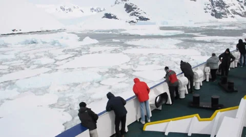 Expedition vessel moving through ice in Antarctic 스톡 동영상 33603736