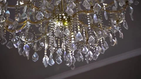 Expensive, luxurious chandelier 库存影片 334772081